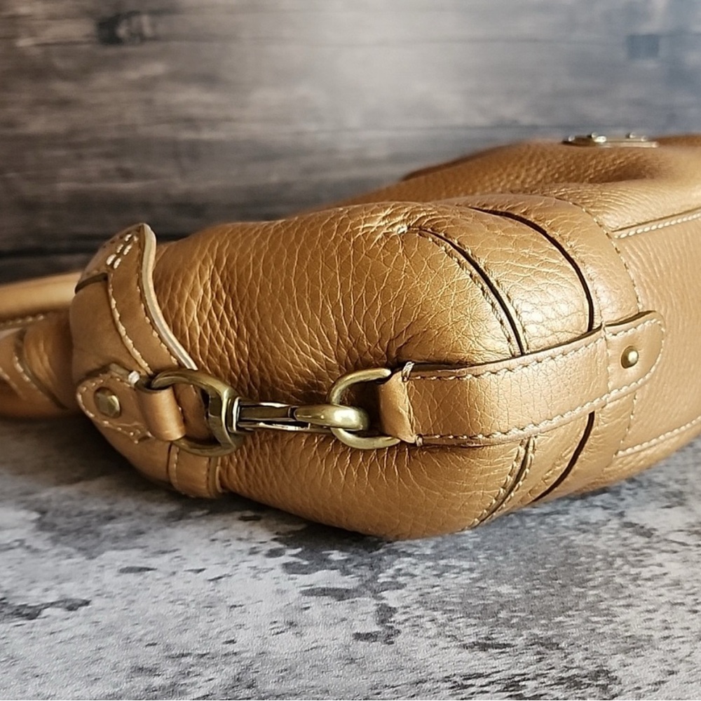 Cole Haan Tan Leather Shoulder Bag with Slouchy Silhouette - Picture 13 of 14